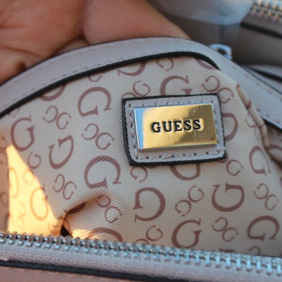 New Guess bag purse - Picture 10 of 12